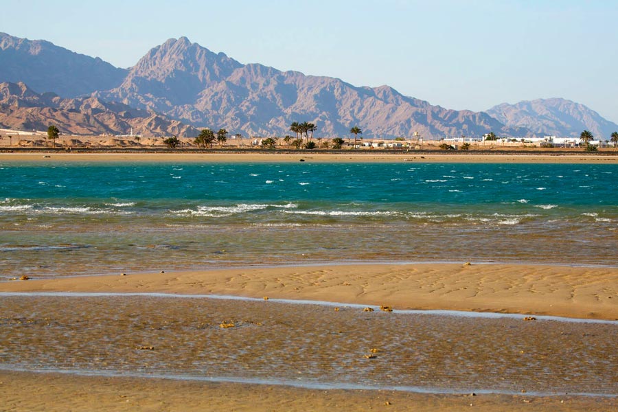 From Pyramids to Red Sea Bliss: Your Ultimate Cairo to El Tur Travel Guide