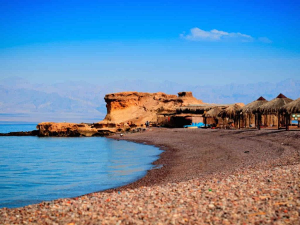 From Desert Adventures to Coastal Bliss: Your Ultimate Guide to Dahab to Nuweiba Transfers