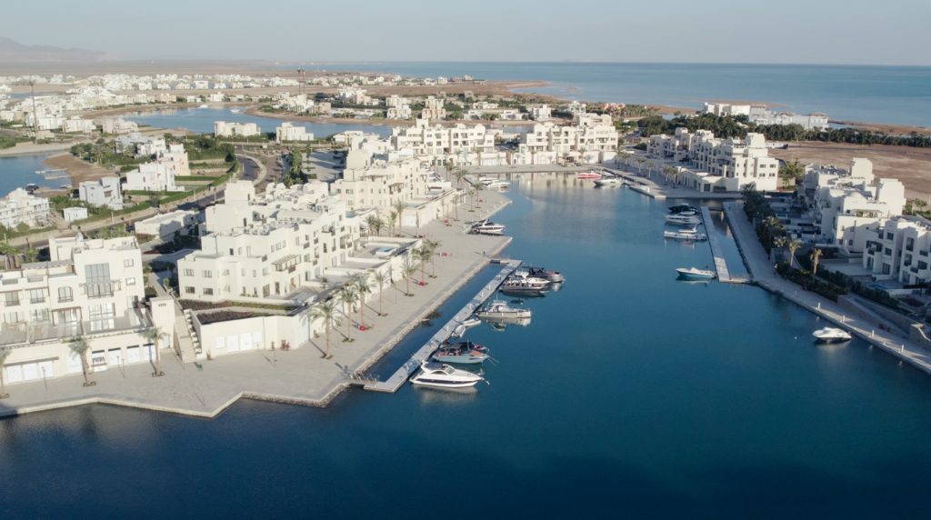 From Coral Reefs to Chic Resorts: Your Ultimate Marsa Alam to El Gouna Transfer Guide
