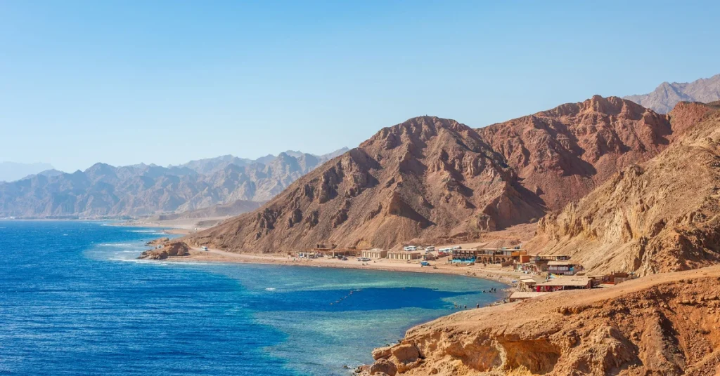 Dive into Adventure: Your Ultimate Guide to a Seamless Dahab to Blue Hole Transfer