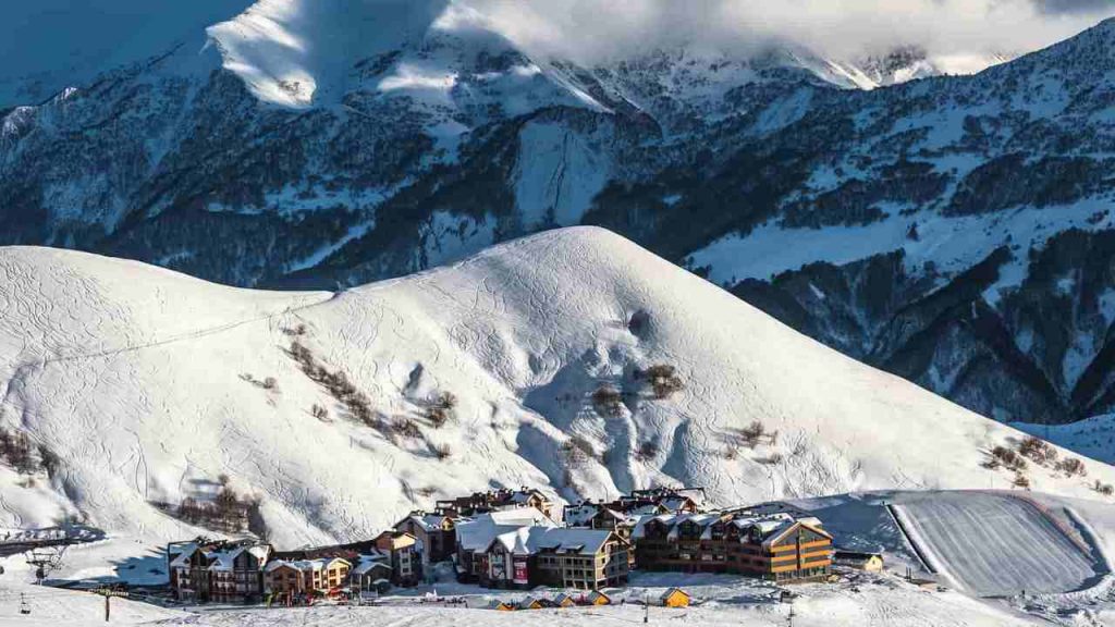 Bakuriani to Gudauri: Your Ultimate Travel Guide for a Scenic Georgian Adventure