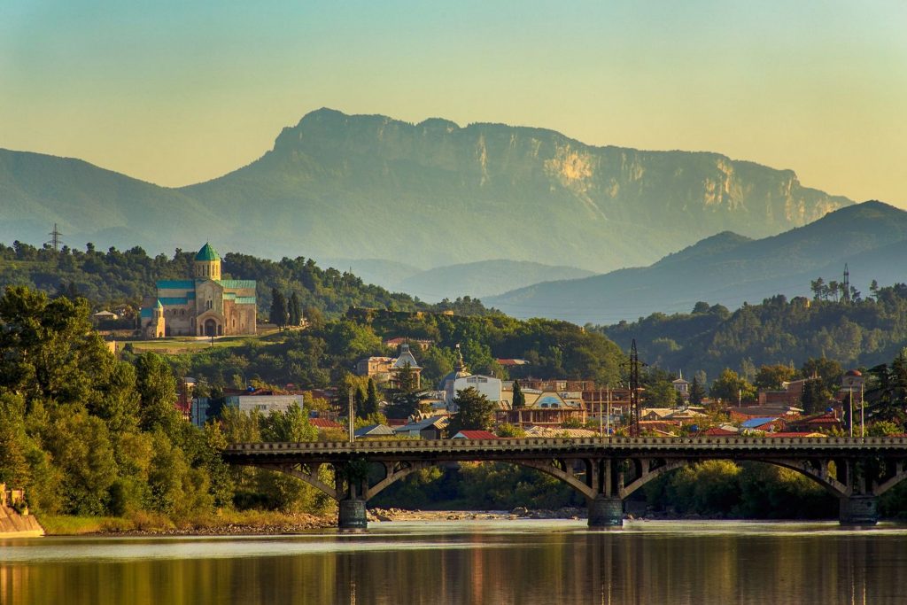 Ultimate Guide: Traveling from Kutaisi Airport to Kutaisi City Center