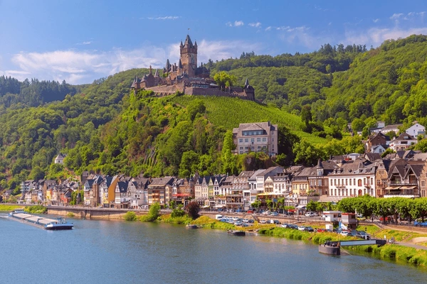 Ultimate Guide: Seamless Cochem to Cologne Bonn Airport (CGN) Transfers & Unforgettable Stops