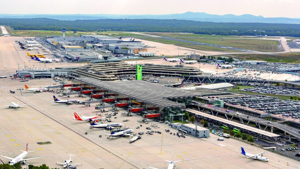 Ultimate Guide: Stress-Free Taxi Journey from Cologne Bonn Airport (CGN) to Ollheim