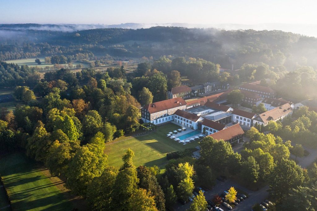 Düsseldorf Airport to Bad Sassendorf: Your Ultimate Guide to Scenic Transfers & Wellness Escapes