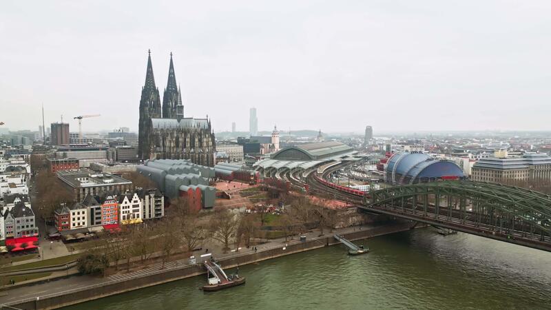 Cologne to Osnabruck Taxi: Scenic Transfers & Historic Adventures in Germany’s Heartland