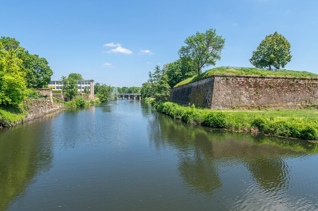 Cologne to Saarlouis Taxi: Unlock Scenic Rhine Valley Drives & Historic Charm
