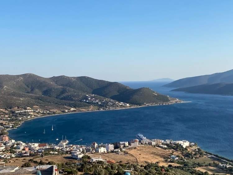 Nea Styra to Athens Airport Taxi: Your Stress-Free Gateway to Greek Island Magic