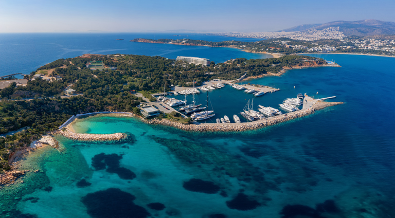 Vouliagmeni to Athens Airport Taxi: Your Stress-Free Transfer Guide to Greek Adventures