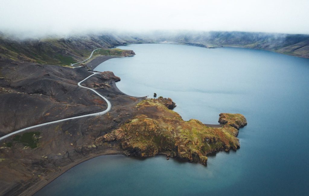 Keflavik Airport to Reykjanesbær: Your Ultimate Transfer Guide to Iceland’s Volcanic Wonderland