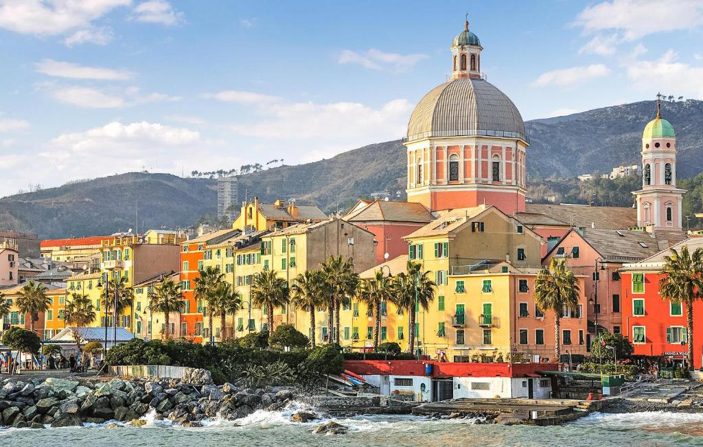 Albissola Marina to Milan Malpensa Airport: Your Ultimate Transfer Guide & Italian Riviera Escape