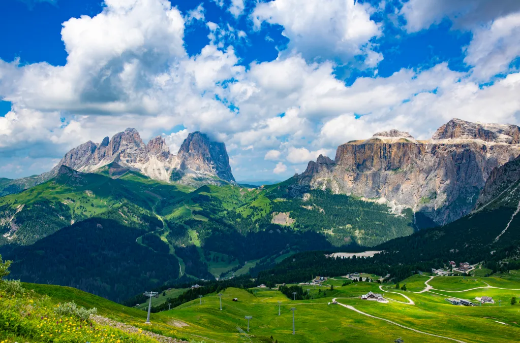 Your Ultimate Guide to a Seamless Bergamo Airport to Val di Fassa Transfer