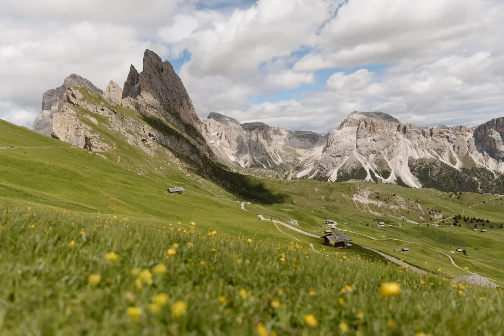 Your Ultimate Guide to a Seamless Bergamo to Val Gardena Transfer for an Unforgettable Dolomites Adventure