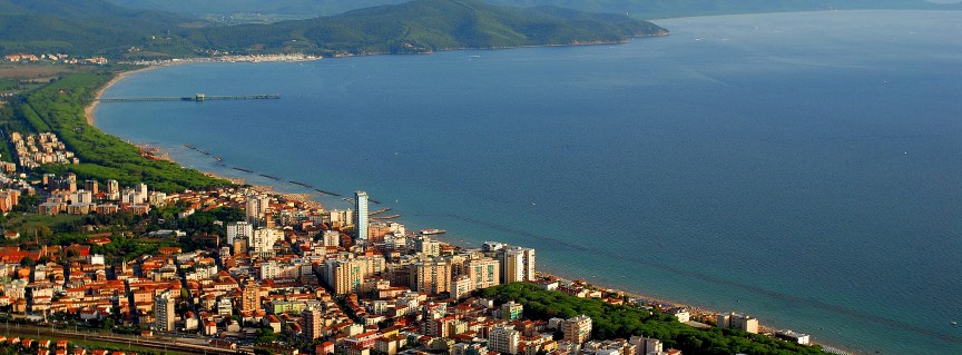 Seamless Italian Journey: Your Stress-Free Follonica to Milan Airport Malpensa Taxi Transfer