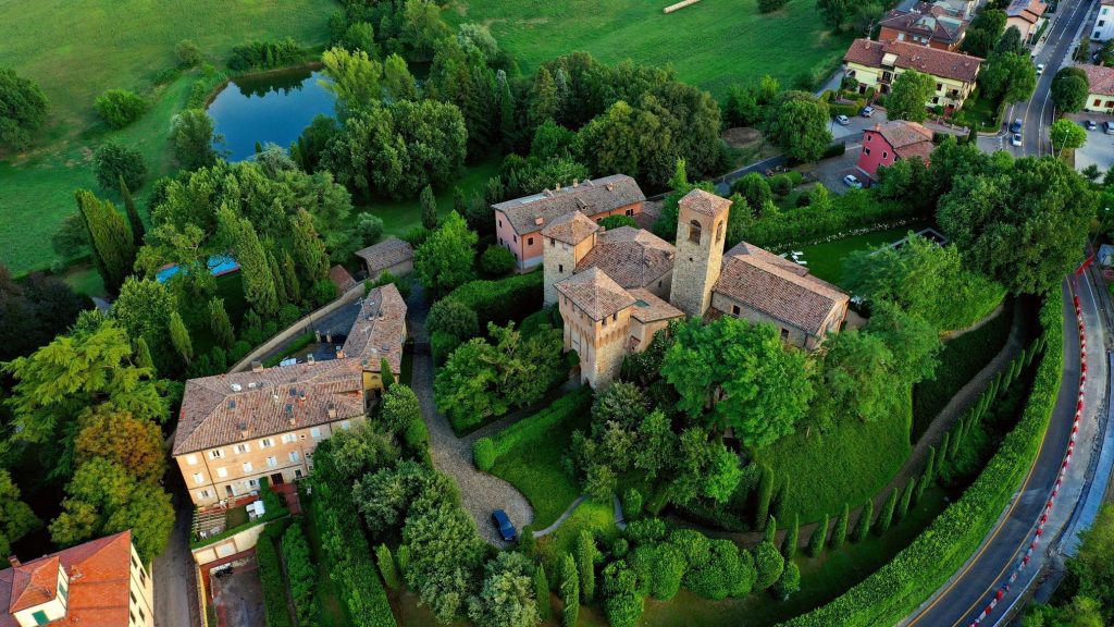 Ultimate Guide: Traveling from Maranello to Milan Airport Malpensa with Ease