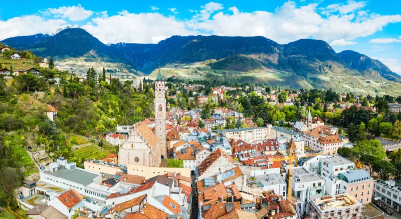 From Alpine Serenity to Urban Buzz: Your Perfect Merano to Milan Malpensa Journey