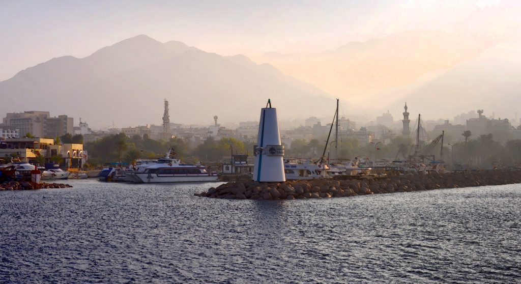 Aqaba Port to Amman Taxi: The Ultimate Scenic Journey Across Jordan (Complete Travel Guide)