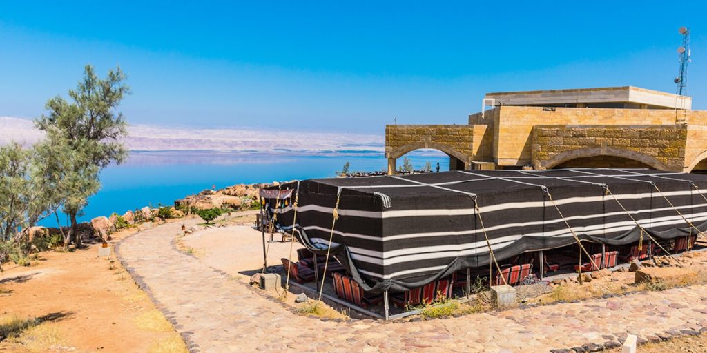 Dead Sea to Aqaba Transfer: The Ultimate Scenic Journey Across Jordan (Complete Travel Guide)