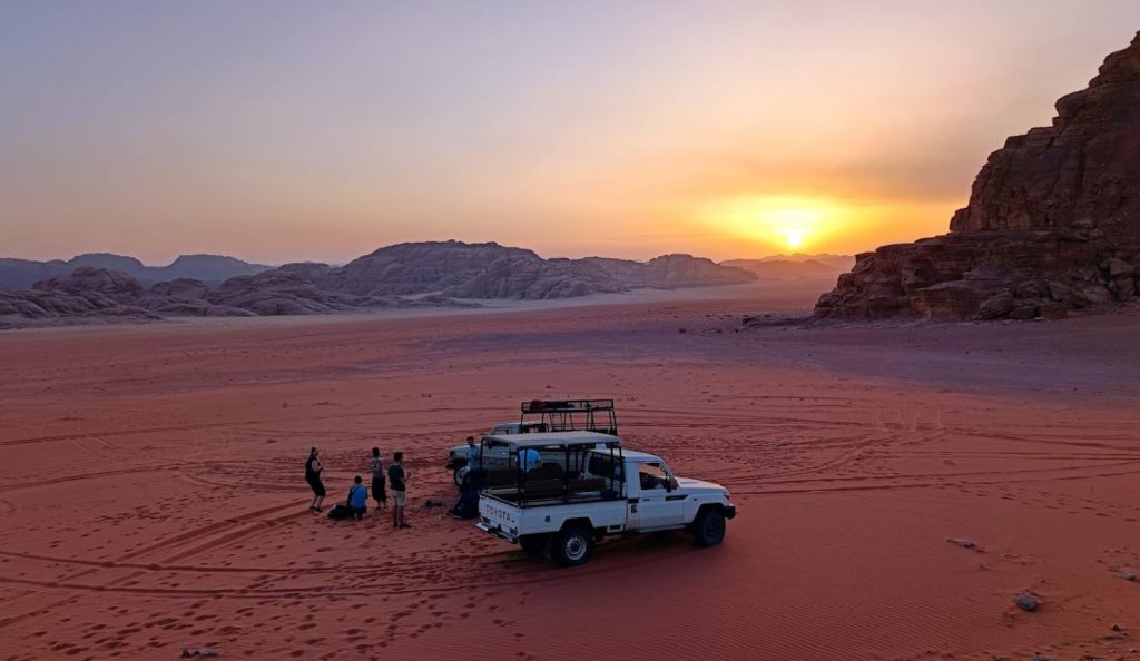 Exploring Jordan: The Ultimate Travel Guide from Wadi Rum to Amman and Back