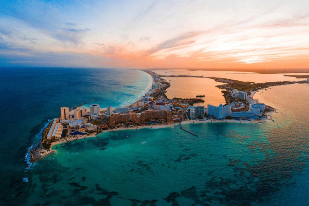 ✨ The Ultimate Guide to Traveling from Akumal to Cancun (City): A Riviera Maya Road Trip You’ll Never Forget