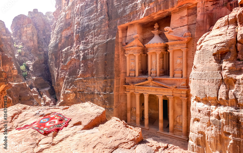 Petra to Dead Sea Transfer: The Ultimate Scenic Journey Through Jordan