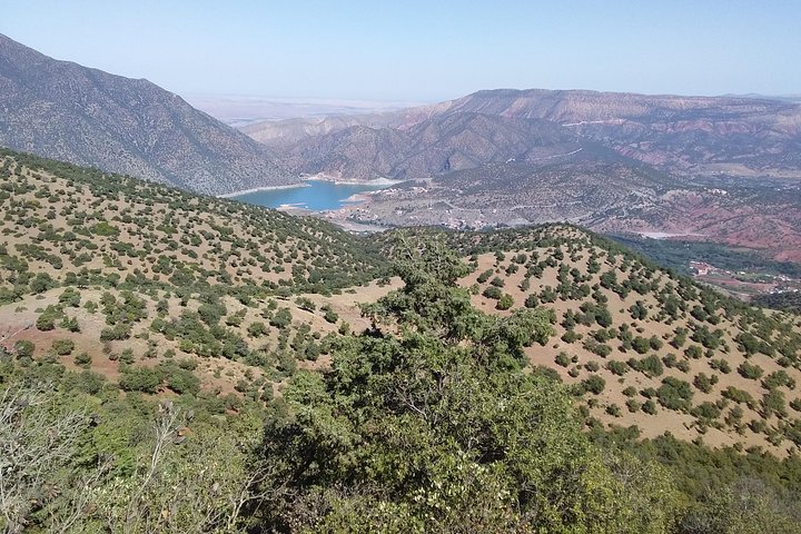 From the Mountains to the Valley: Why the Beni Mellal to Ouiane Trip is a Must-Do