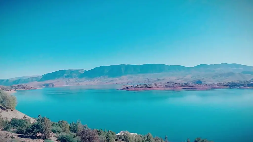 From Casablanca Airport to Bin El Ouidane: Your Gateway to Morocco’s Hidden Lake Paradise